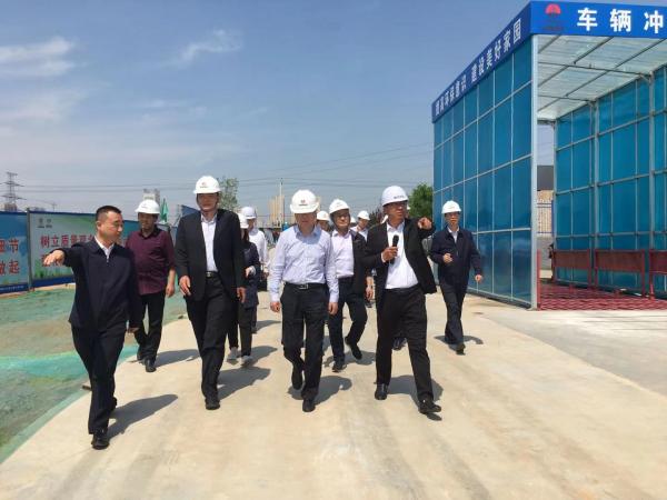 渭南市人大常委会副主任郭永峰一行深入建设韩城分公司黄河国际汽车博览园项目调研指导工作