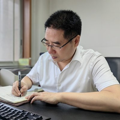 严谨求实 追求卓越