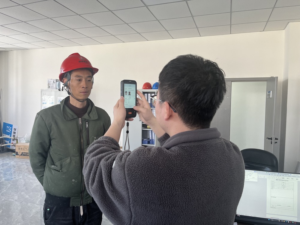 建设铜煤公司基层项目部：“冬日护薪”专项活动保障农民工“安薪无忧”